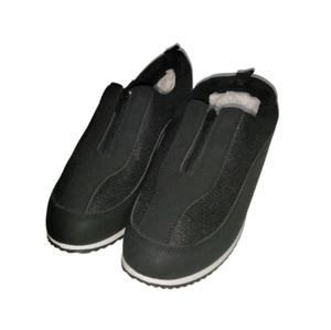 Black walking sneakers wide width